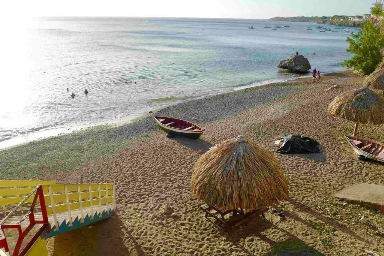 Las Olas Beach House Hotel Sabana Westpunt Exterior foto